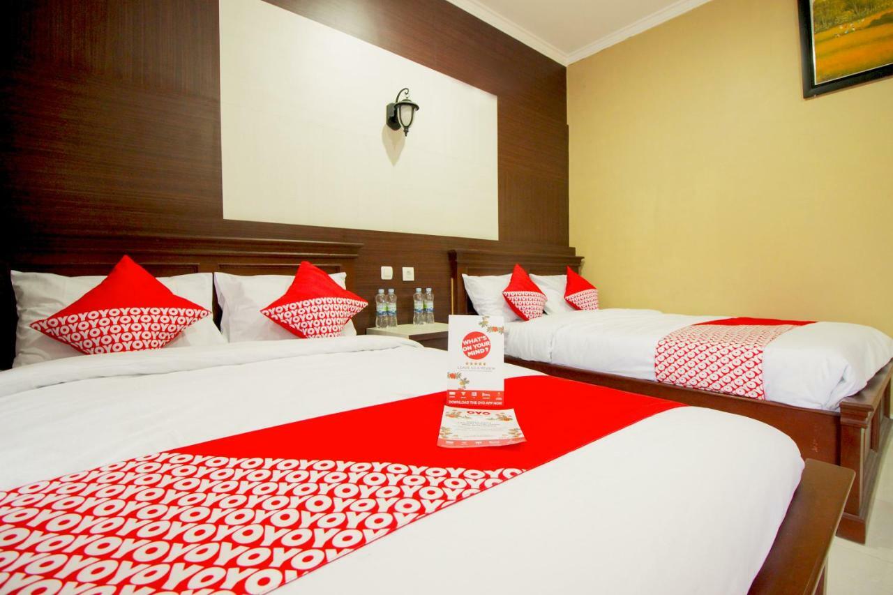 Oyo 820 Abad Baru Hotel Пангандаран Экстерьер фото